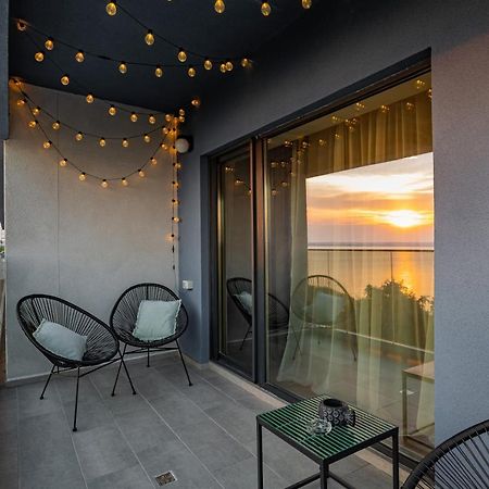 Golden Mirage Sunset Apartment Mamaia Esterno foto