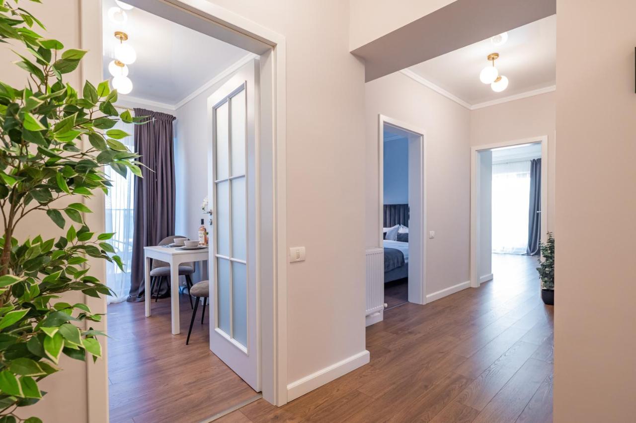 Golden Mirage Sunset Apartment Mamaia Esterno foto